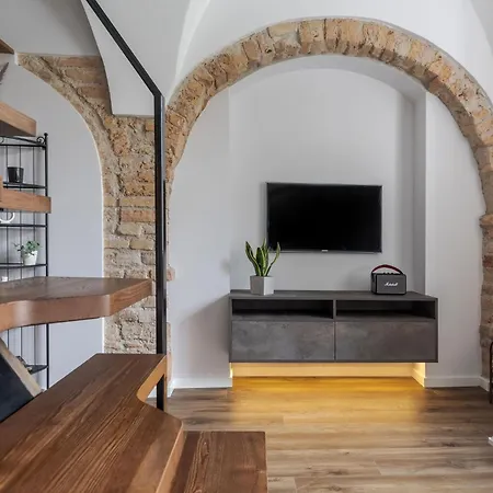 Eim Apartment